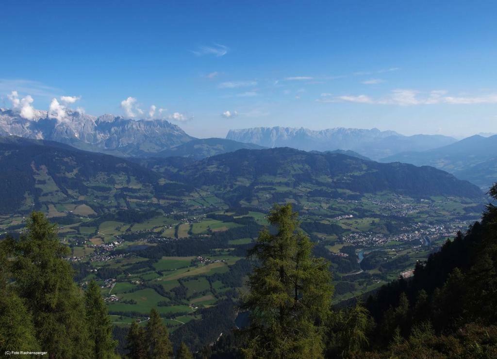 Biobergbauernhof Bergzeit Apartment In Goldegg Bagian luar foto